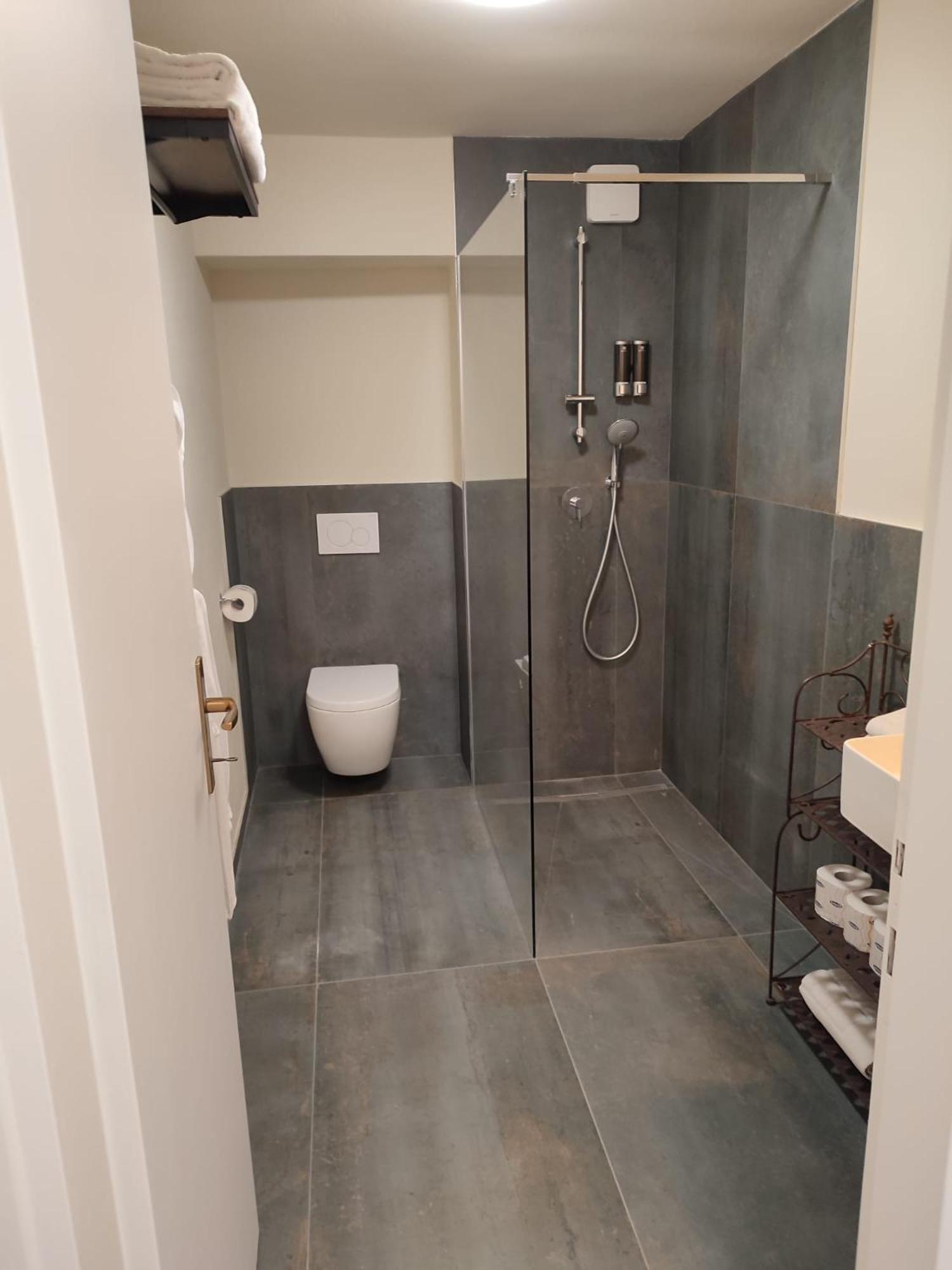 Casa Vacanze Bella-Host By Foresteria Bergamo Bella Экстерьер фото